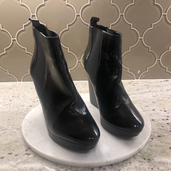 Jimmy Choo, black patent wedge, booties, size 39. - Picture 1 of 3